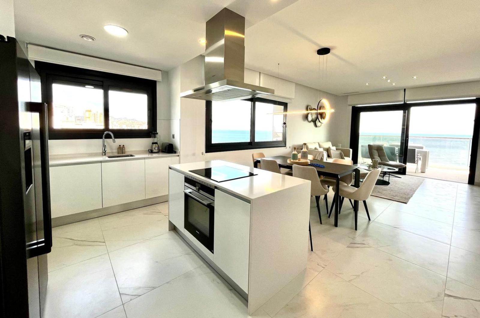 Sunset Cliffs Seasonal Appartamento Benidorm